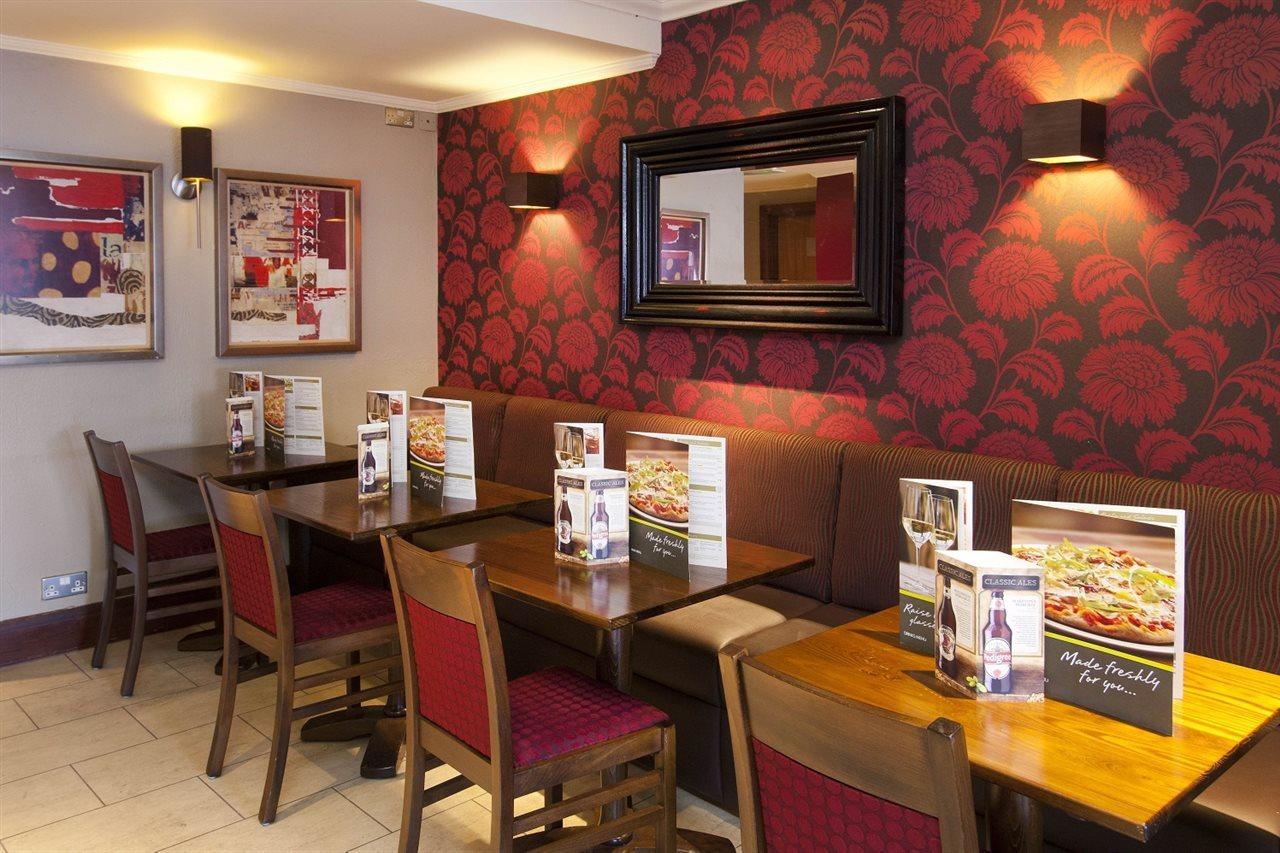 Premier Inn Gatwick Crawley Town West Ngoại thất bức ảnh